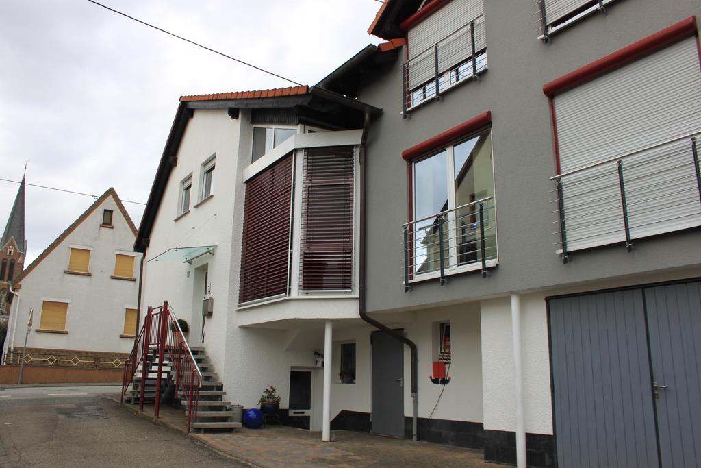Вилла Kuba Weitersburg Экстерьер фото